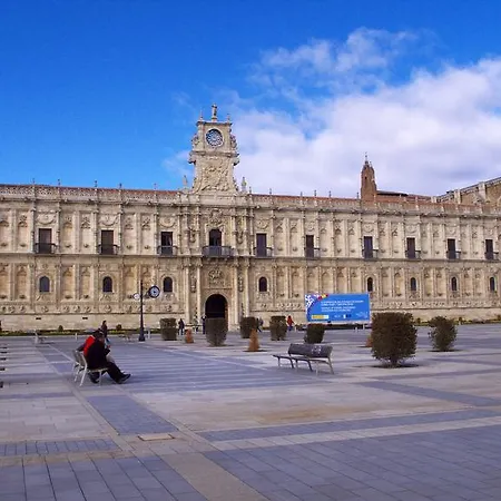Plaza Mayor * Леон
